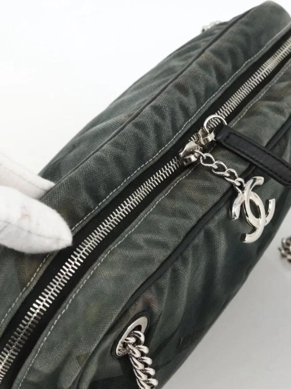CHANEL Chain Shoulder Bag Canvas Black Silver CC Auth bs33649